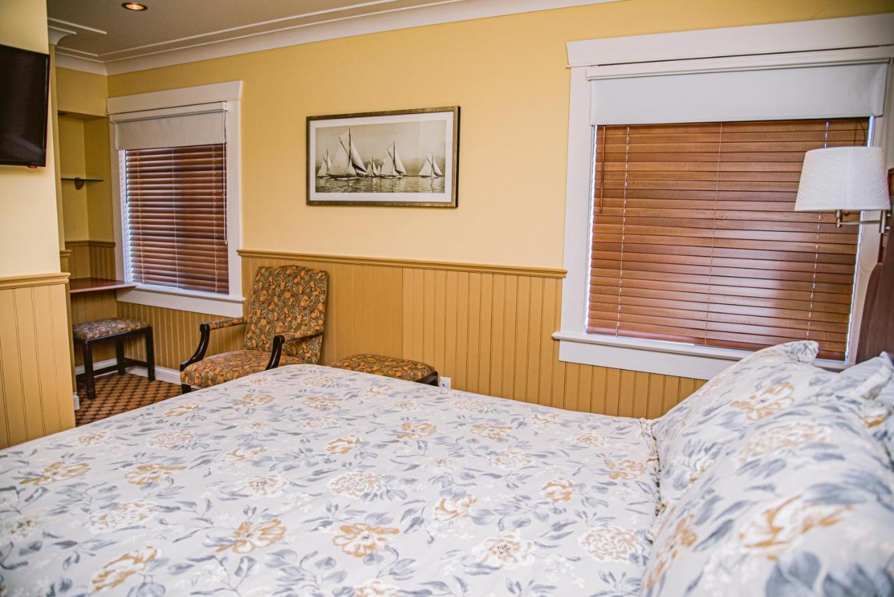 Salt Spring Inn Ганг Екстер'єр фото