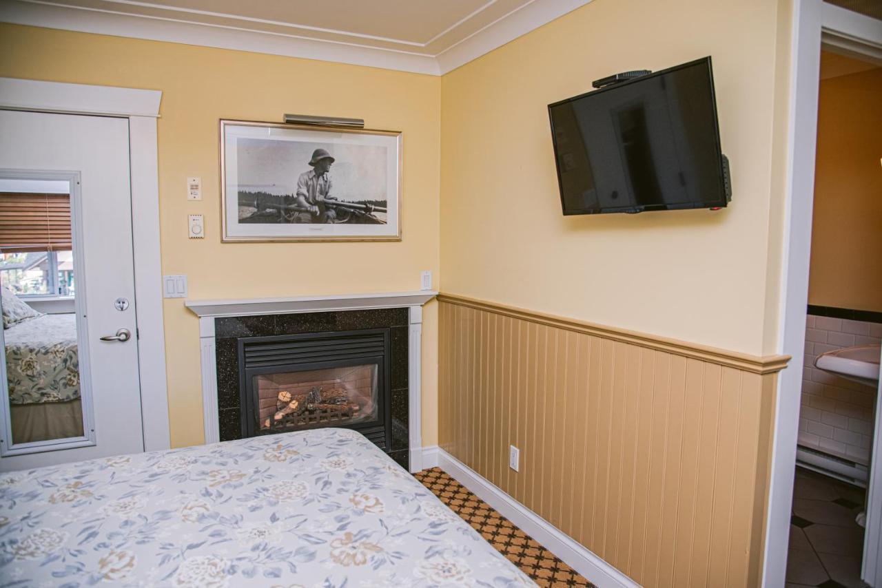 Salt Spring Inn Ганг Екстер'єр фото