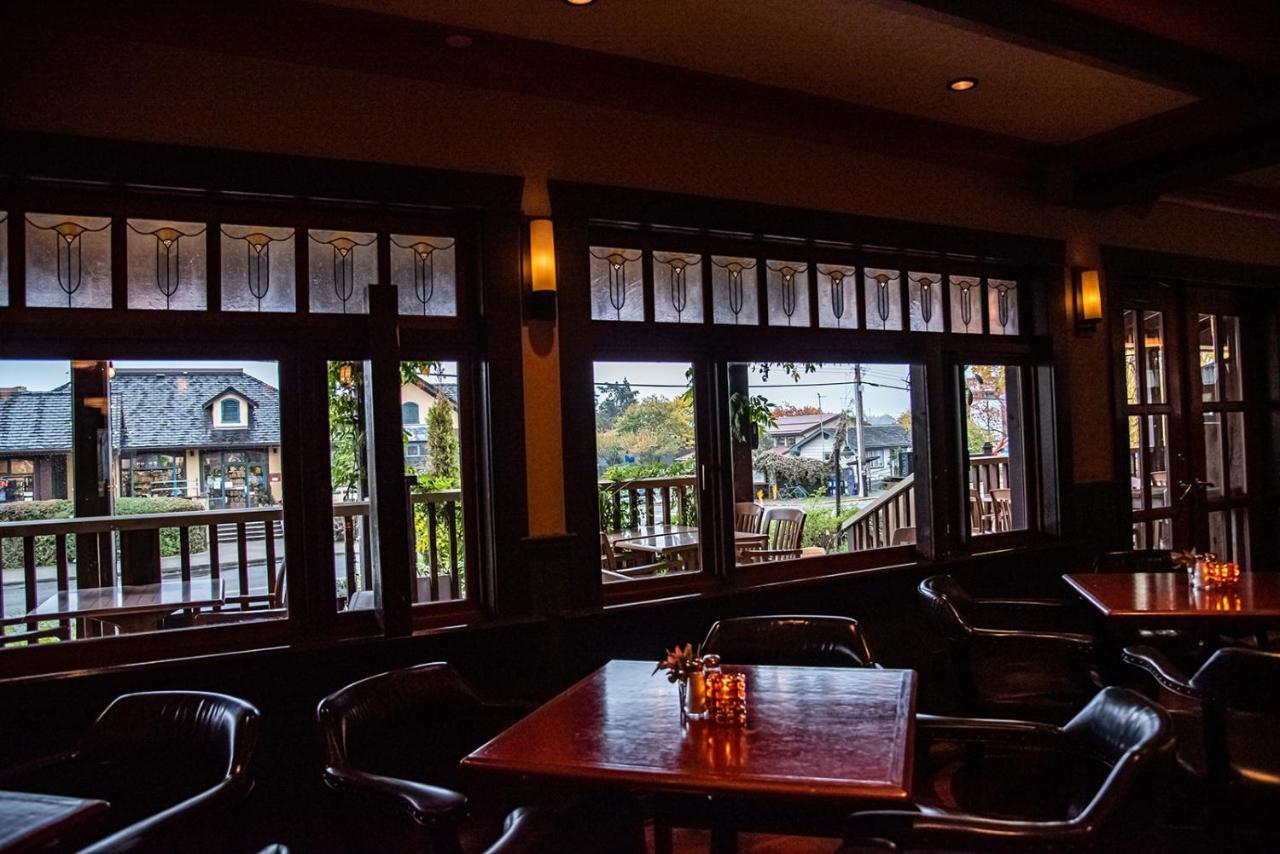 Salt Spring Inn Ганг Екстер'єр фото